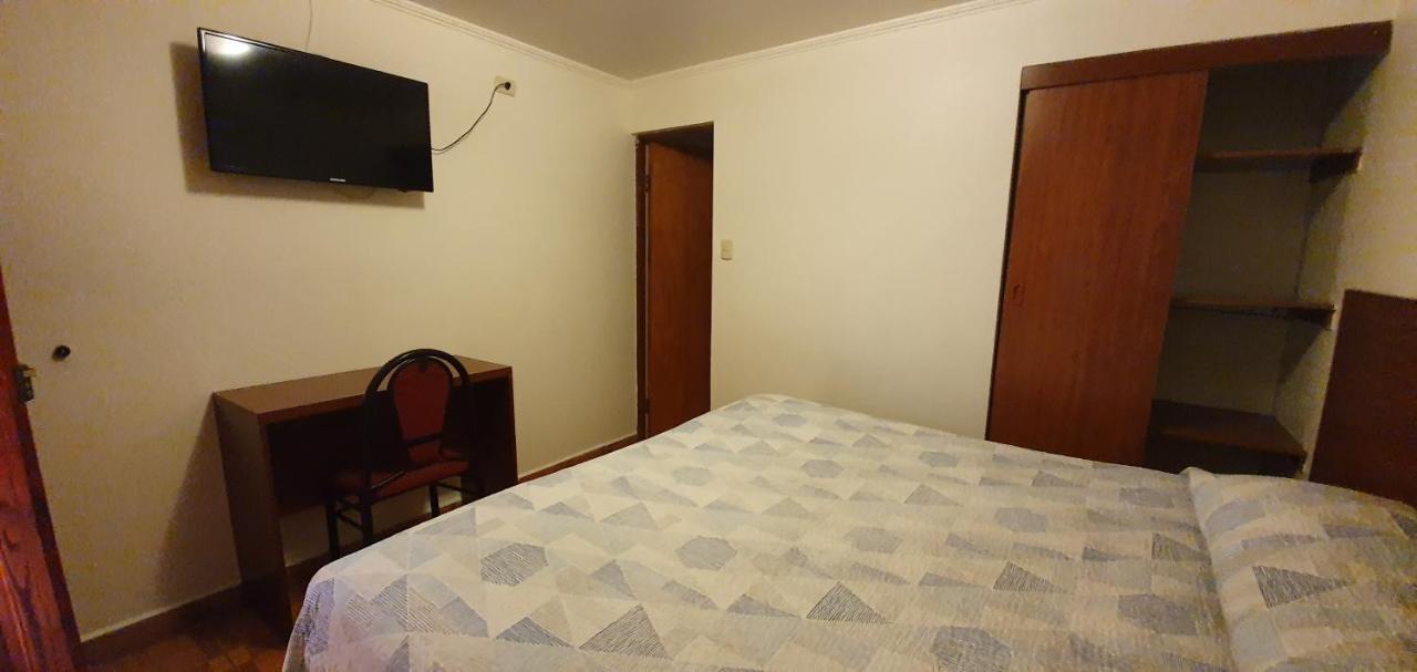 Hostal El Loa Calama Exterior photo